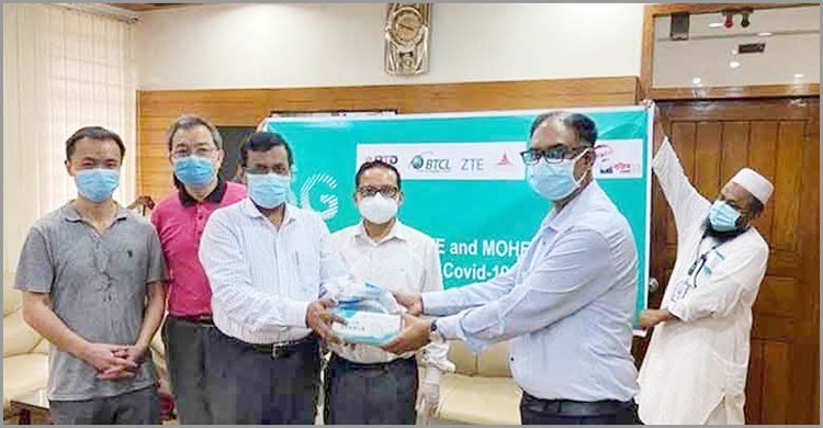 কোভিড যোদ্ধাদের নিরাপত্তা সামগ্রী দিলো ডাক ও টেলিযোগাযোগ বিভাগ কোভিড যোদ্ধাদের নিরাপত্তা সামগ্রী দিলো ডাক ও টেলিযোগাযোগ বিভাগ